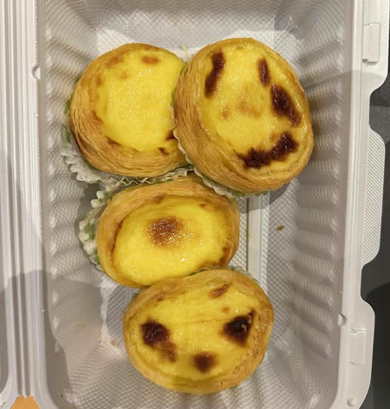 Puff Pastry Portuguese Egg Tart (即焗酥皮葡撻)